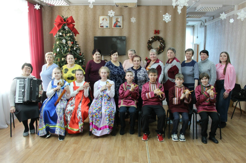 Концерт для отдыхающих пенсионеров и инвалидов.